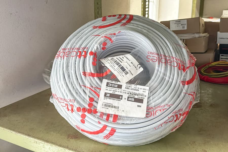 Rolle Mantelleitung TT Kabel YM-J/AT-N05VV-U 4X1,5 RE GR, 100 m